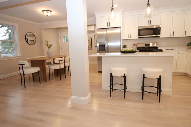 27 Holbrook Court, Melrose, MA 02176