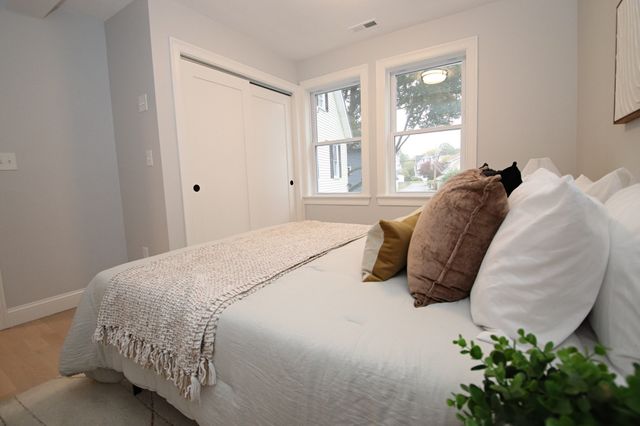 27 Holbrook Court, Melrose, MA 02176
