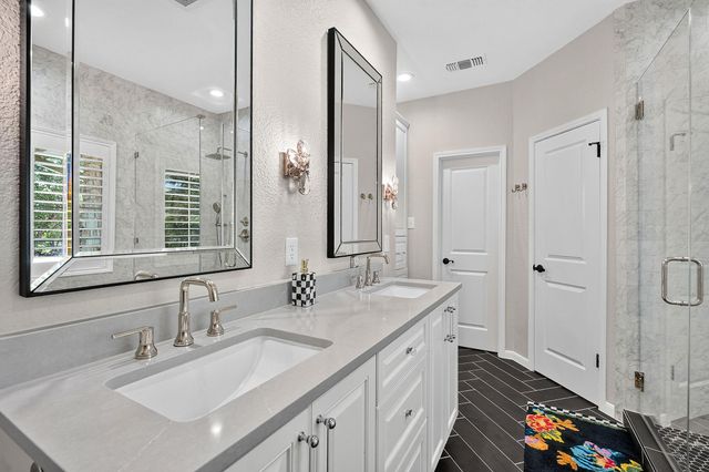 262 E Ridgewood RD, Georgetown, TX 78633