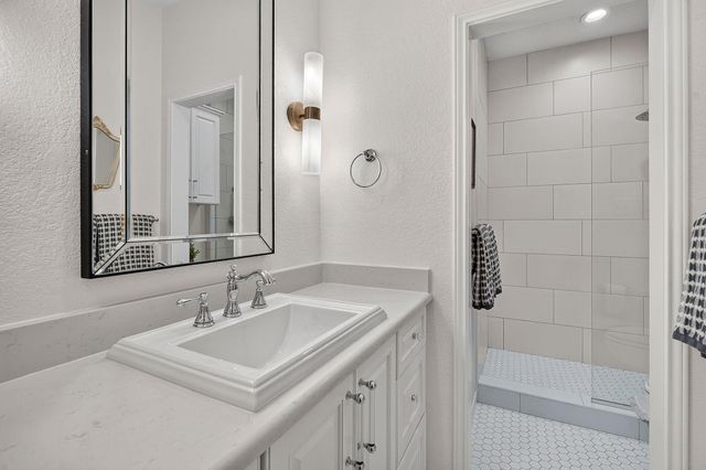 262 E Ridgewood RD, Georgetown, TX 78633