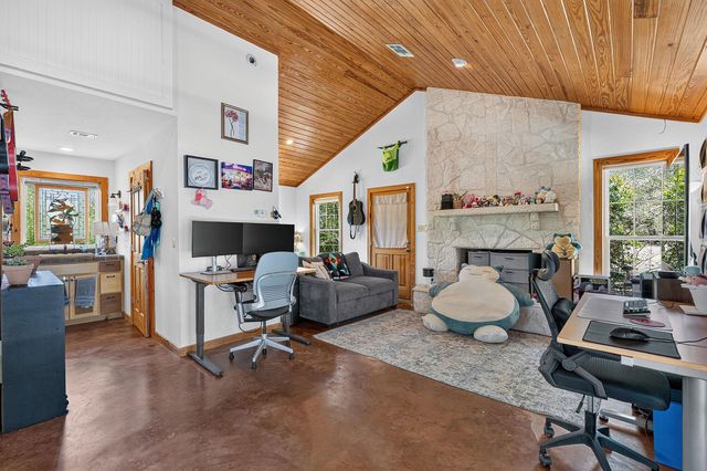 262 E Ridgewood RD, Georgetown, TX 78633