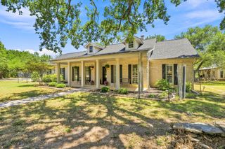 262 E Ridgewood RD, Georgetown, TX 78633