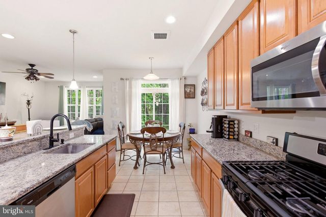 346 HAWTHORNE LN, Barnegat, NJ 08005