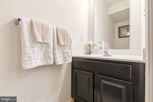 346 HAWTHORNE LN, Barnegat, NJ 08005