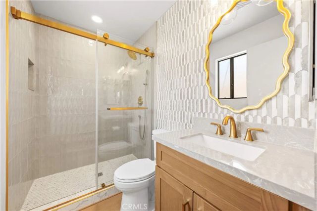 27640 Nugget Drive 3, Canyon Country, CA 91387