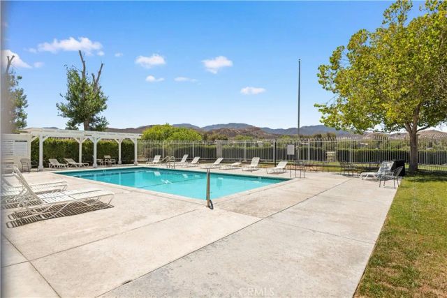 27640 Nugget Drive 3, Canyon Country, CA 91387