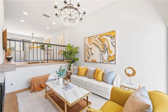 27640 Nugget Drive 3, Canyon Country, CA 91387