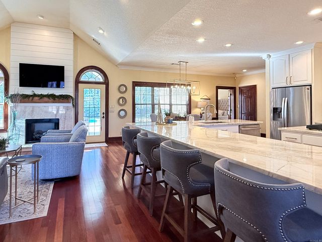 310 Quail Ridge Drive, Hot Springs, AR 71901