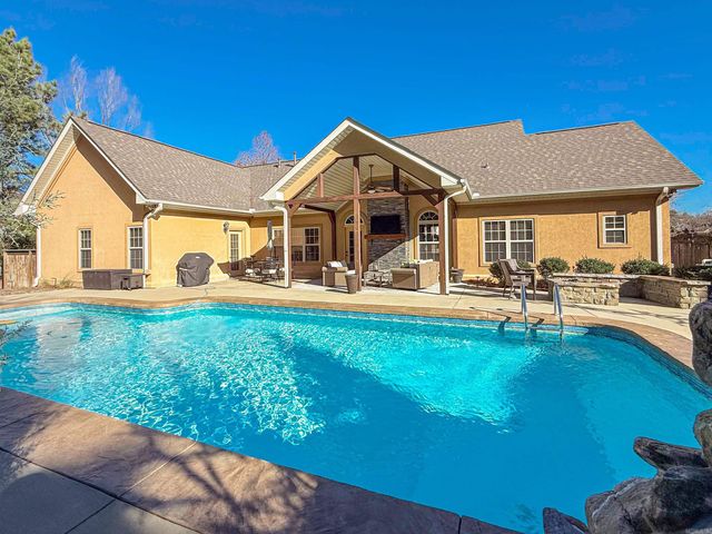 310 Quail Ridge Drive, Hot Springs, AR 71901