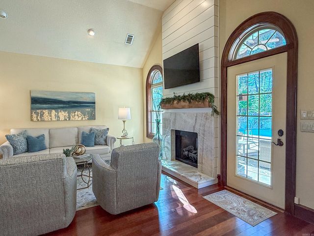 310 Quail Ridge Drive, Hot Springs, AR 71901