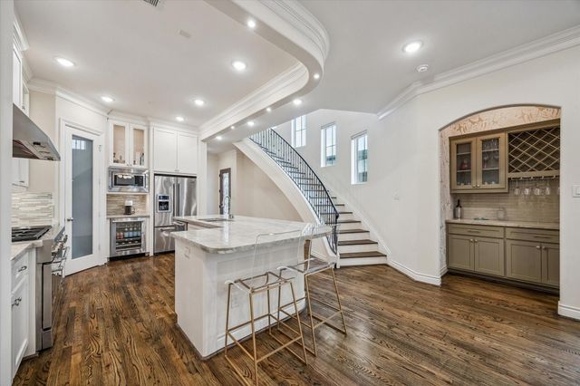 5305 Gibson Street, Houston, TX 77007