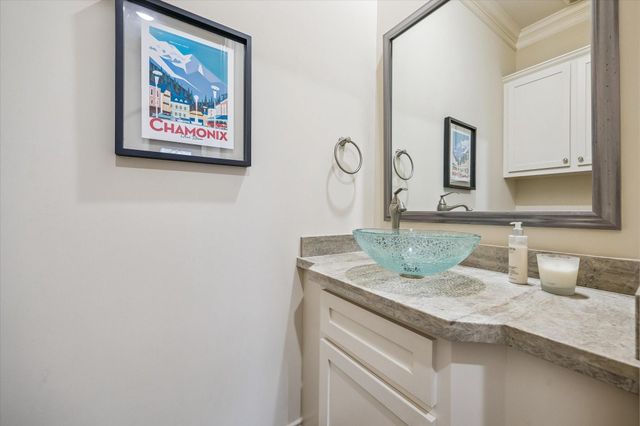 5305 Gibson Street, Houston, TX 77007