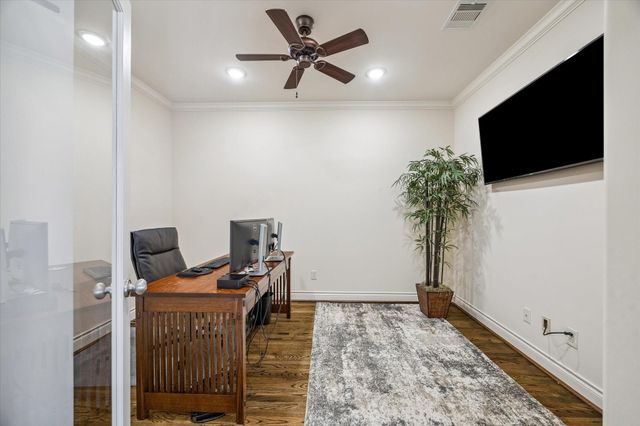 5305 Gibson Street, Houston, TX 77007