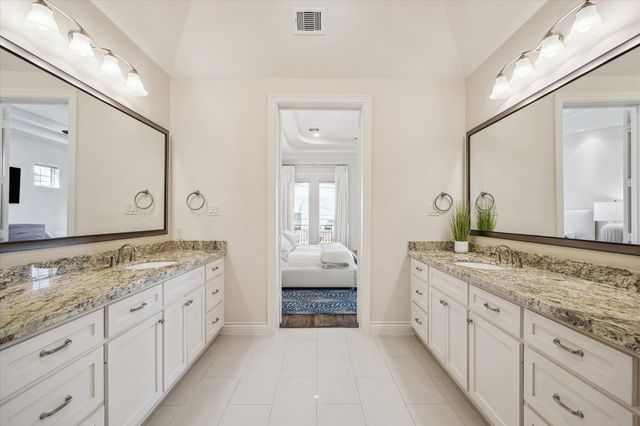 5305 Gibson Street, Houston, TX 77007