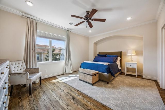 5305 Gibson Street, Houston, TX 77007