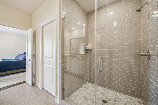 5305 Gibson Street, Houston, TX 77007