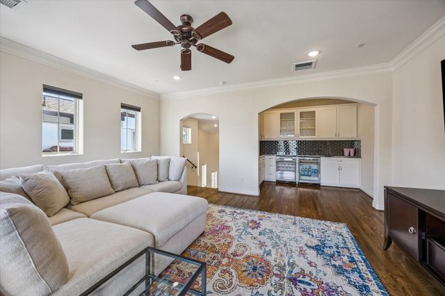 5305 Gibson Street, Houston, TX 77007