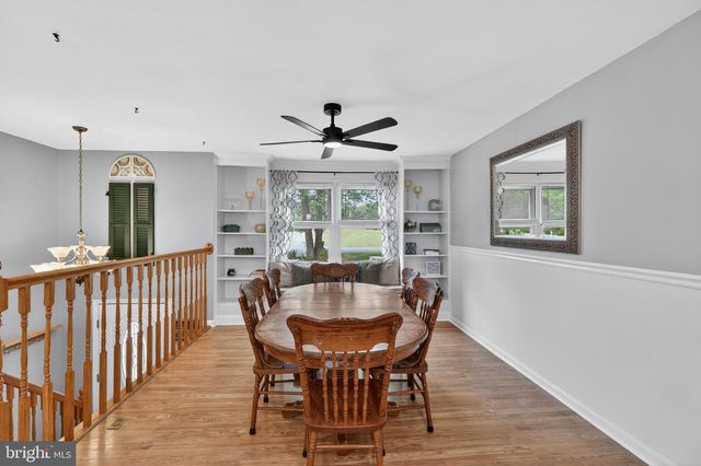 39510 POCAHONTAS DR, Mechanicsville, MD 20659