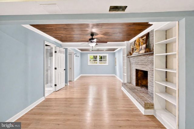 39510 POCAHONTAS DR, Mechanicsville, MD 20659