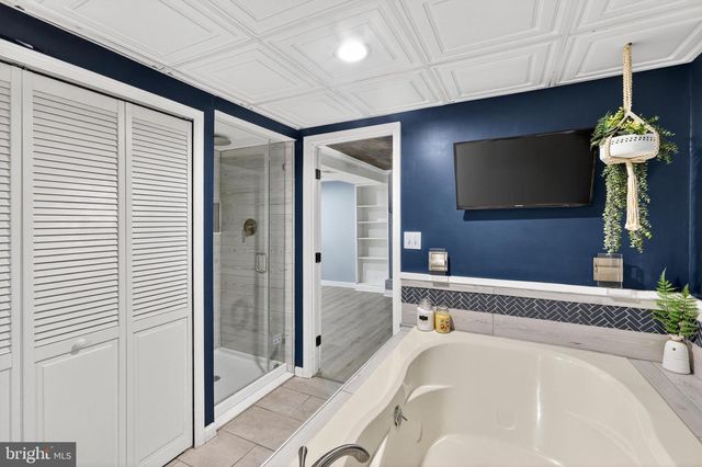39510 POCAHONTAS DR, Mechanicsville, MD 20659