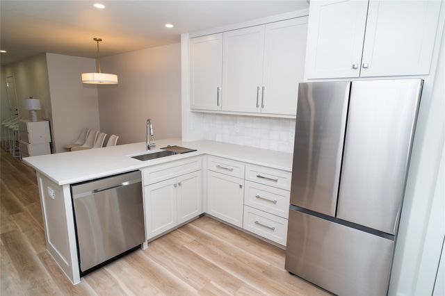 3438 McFarlin Boulevard 103, University Park, TX 75205