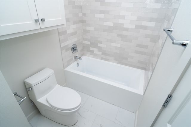3438 McFarlin Boulevard 103, University Park, TX 75205