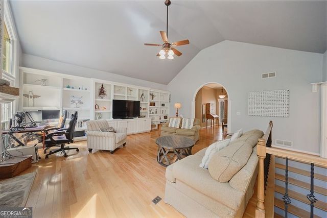 9146 Hidden Valley, Douglasville, GA 30135