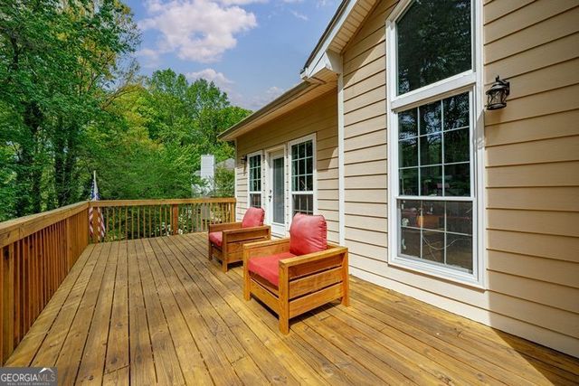 9146 Hidden Valley, Douglasville, GA 30135
