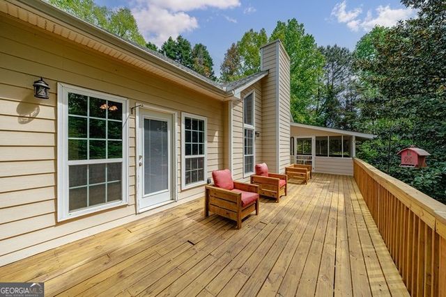 9146 Hidden Valley, Douglasville, GA 30135