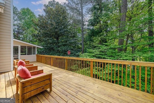 9146 Hidden Valley, Douglasville, GA 30135