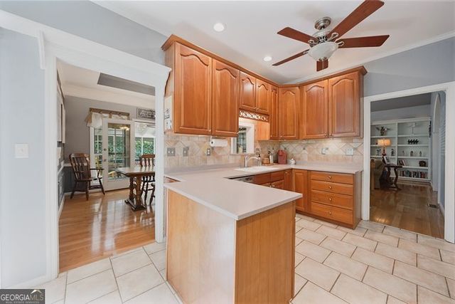 9146 Hidden Valley, Douglasville, GA 30135