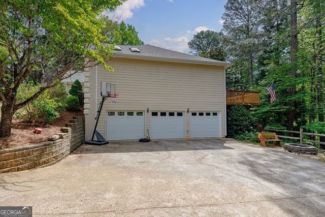 9146 Hidden Valley, Douglasville, GA 30135