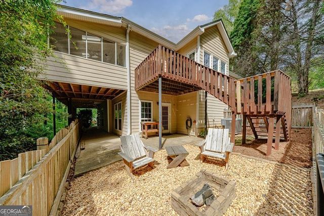 9146 Hidden Valley, Douglasville, GA 30135