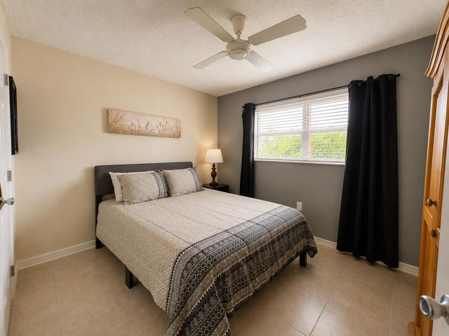 2651 SUNRISE LAKES Drive E 310, Sunrise, FL 33322
