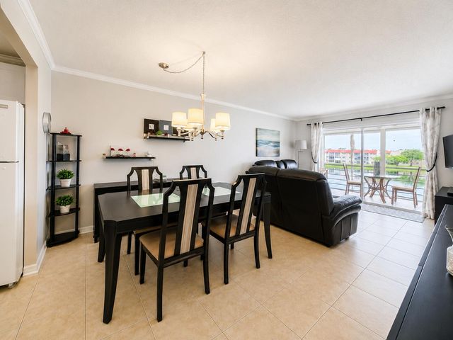 2651 SUNRISE LAKES Drive E 310, Sunrise, FL 33322