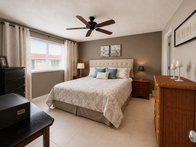 2651 SUNRISE LAKES Drive E 310, Sunrise, FL 33322