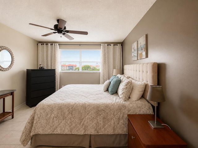 2651 SUNRISE LAKES Drive E 310, Sunrise, FL 33322