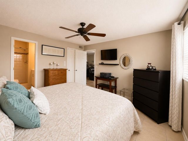 2651 SUNRISE LAKES Drive E 310, Sunrise, FL 33322