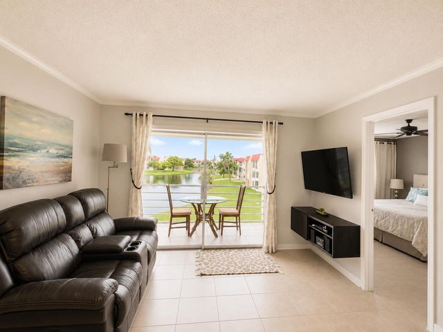 2651 SUNRISE LAKES Drive E 310, Sunrise, FL 33322