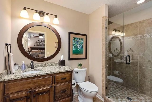 7230 NW 85th Terrace, Kansas City, MO 64153