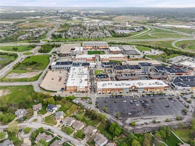 7320 NW 85th Terrace, Kansas City, MO 64153