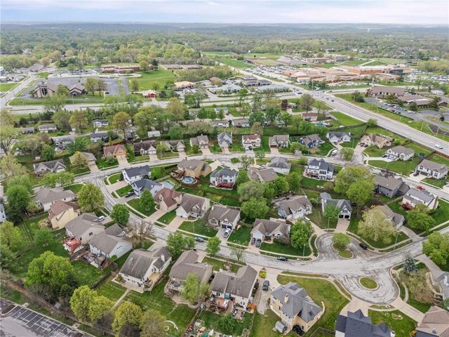 7320 NW 85th Terrace, Kansas City, MO 64153