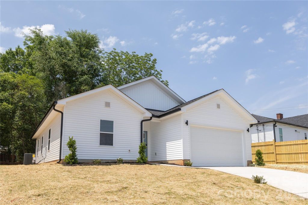 221 Anne Street NW, Concord, NC 28025