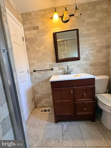 1814 W MASTER ST, Philadelphia, PA 19121