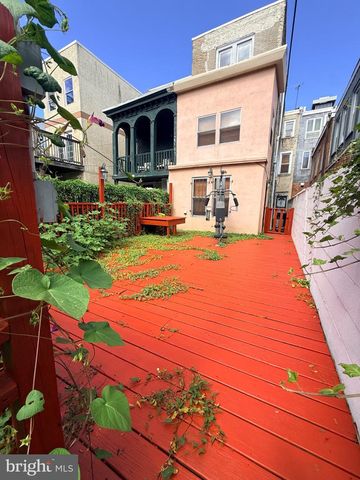 1814 W MASTER ST, Philadelphia, PA 19121