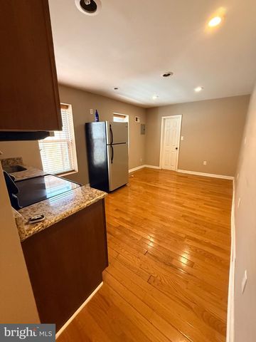 1814 W MASTER ST, Philadelphia, PA 19121