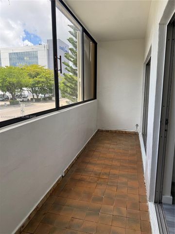 1555 W 44th Pl 203, Hialeah, FL 33012