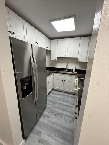 1555 W 44th Pl 203, Hialeah, FL 33012