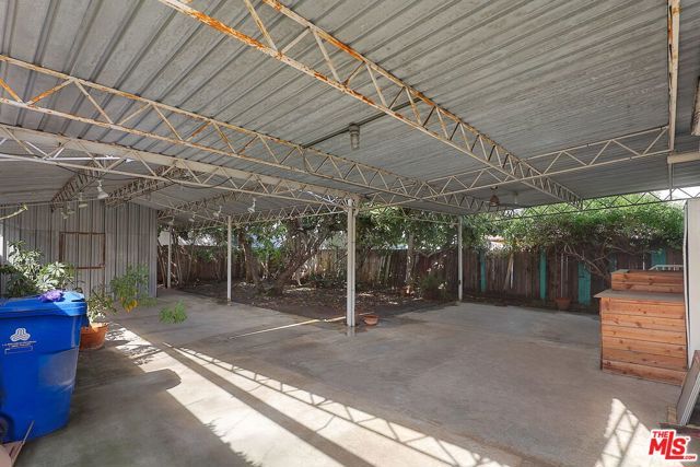 1271 S Mullen Avenue, Los Angeles, CA 90019