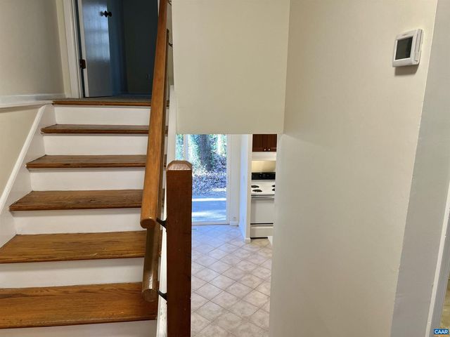 405 VALLEY ROAD EXT, Charlottesville, VA 22903